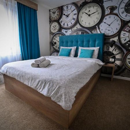 Studio Apartmani Emili Apartman Br 2 비옐리나 외부 사진